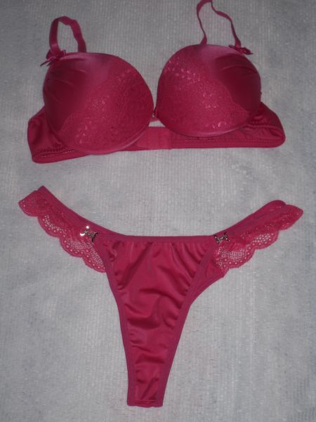 CONJUNTO BOJO COM STRASS